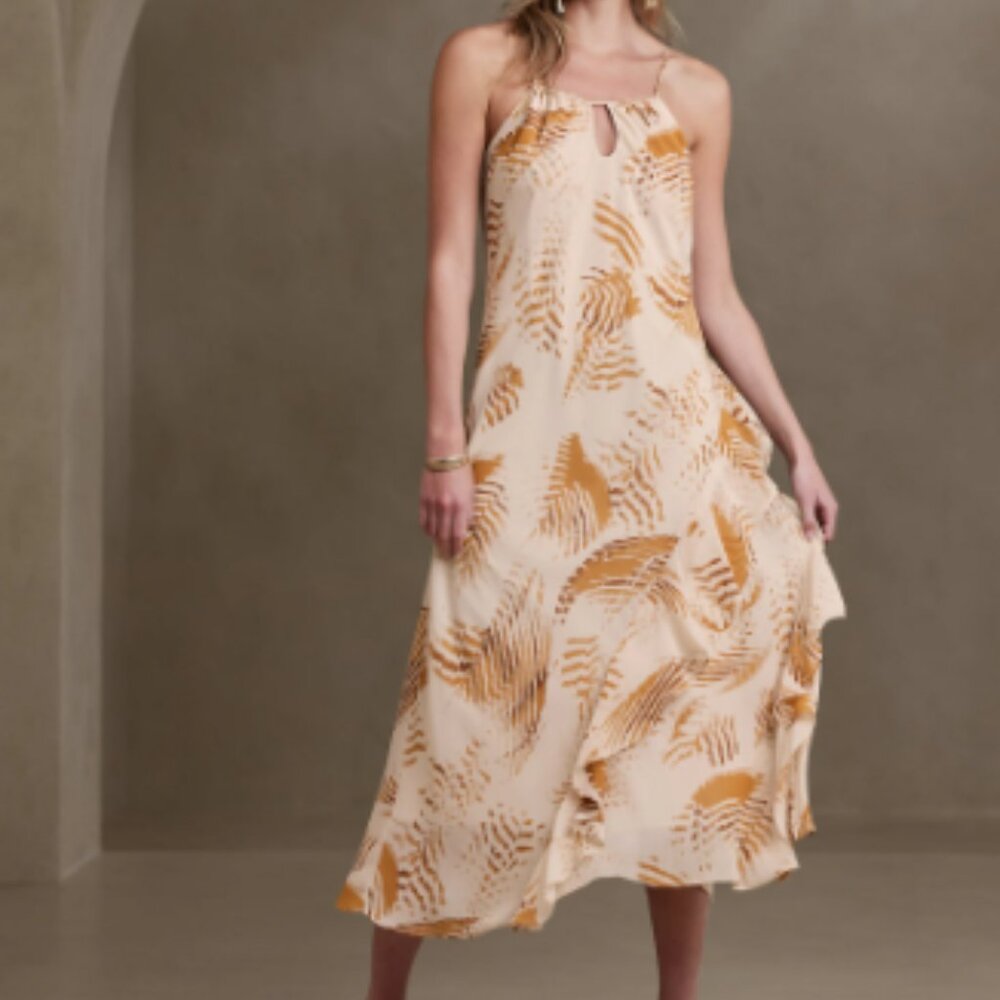 Ruffle Maxi Dress / Oyster Pearl / Medium